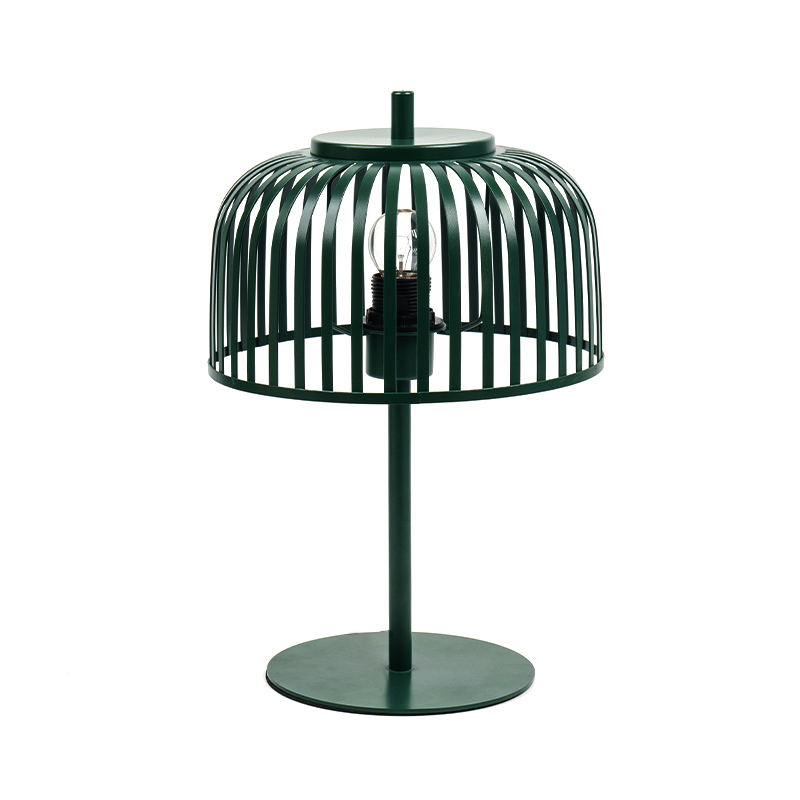 নর্ডিক আয়রন আলংকারিক টেবিল ল্যাম্প